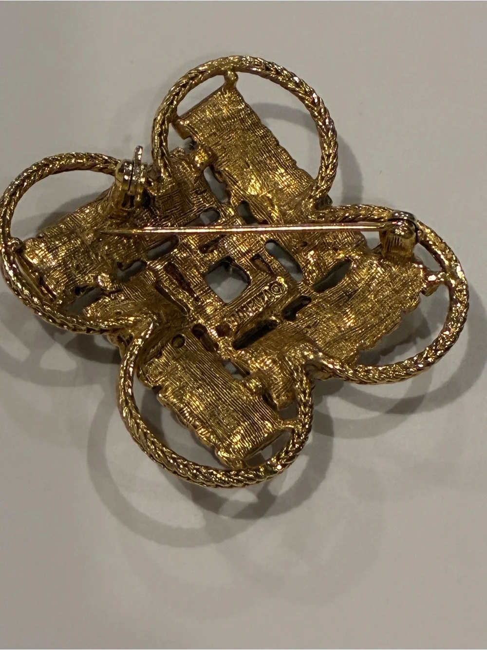 Beautiful Unique Design Vintage Florenza Rhinestone Brooch